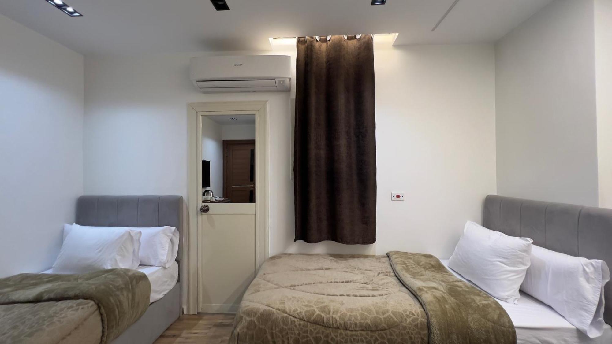 White Pyramids Inn Nazlet el Simman Exterior photo