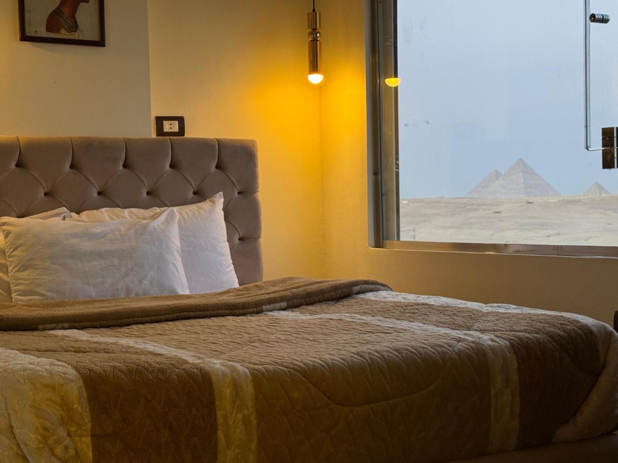 White Pyramids Inn Nazlet el Simman Exterior photo